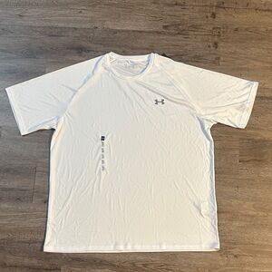 Under Armour Men's Short Sleeve White Tee Loose Fit